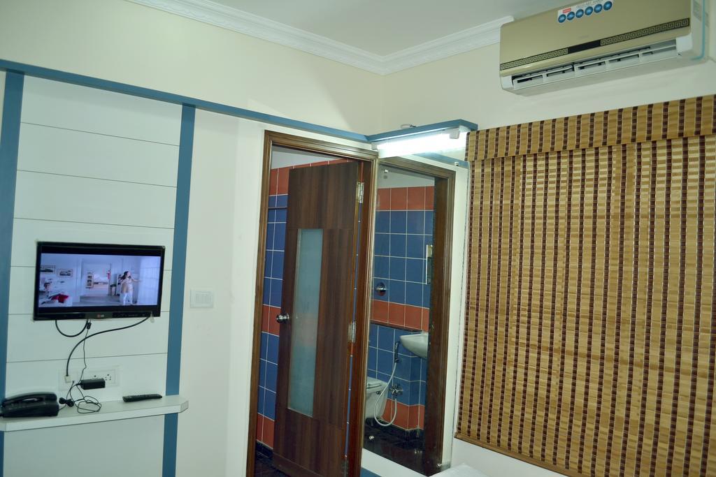 Metro Park Hotell Chennai Rom bilde